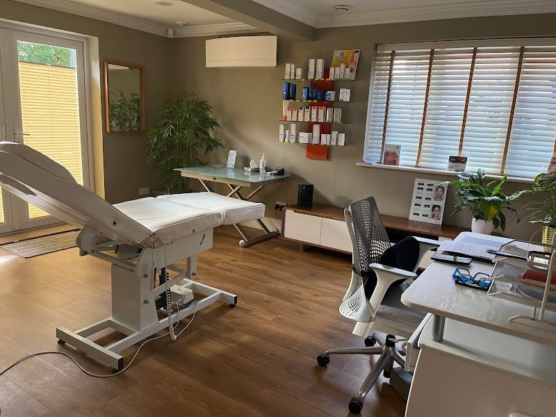 Andrea Jones Cosmetic Clinic — beauty-salons in Fareham