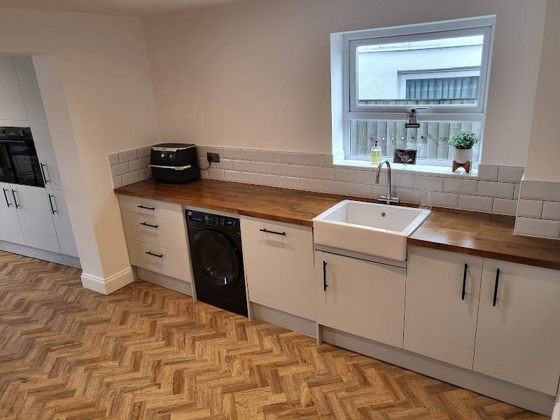 D&K Building Services — builders in Fareham