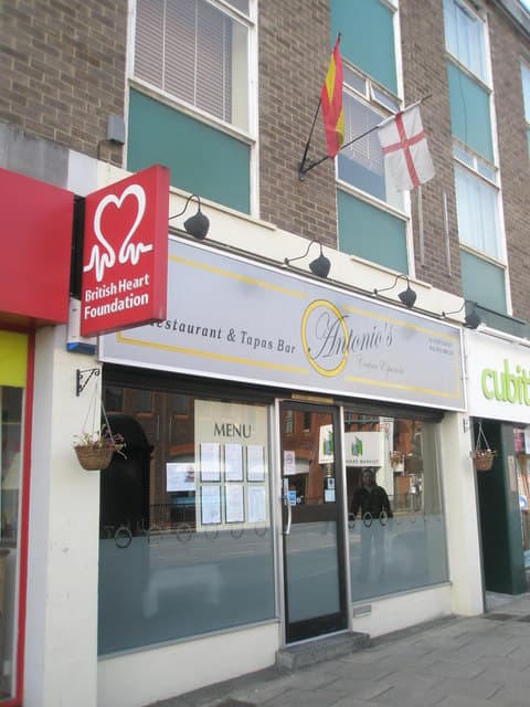 Antonio's and neighbouring shops in Fareham town centre